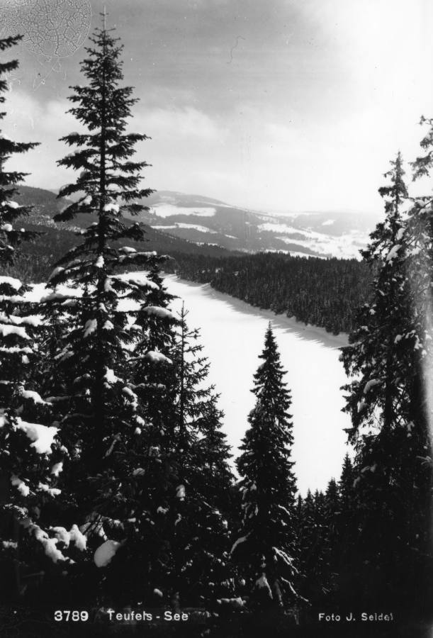 Černé a Čertovo jezero