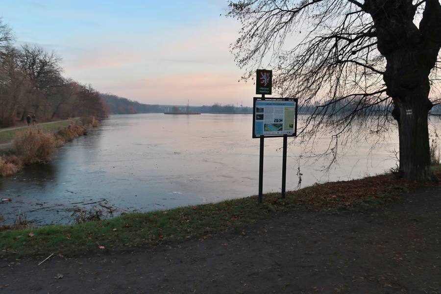 Počernický rybník